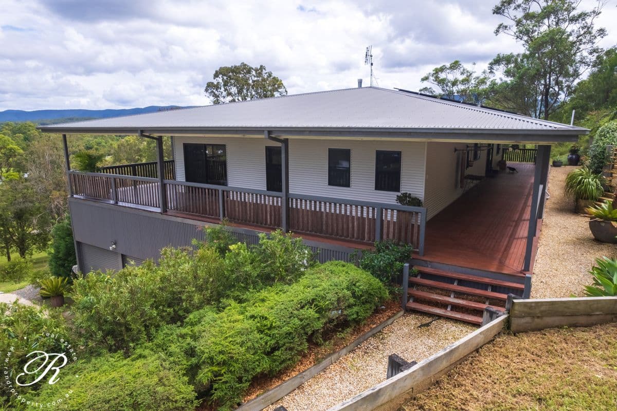 53 Suncrest Close