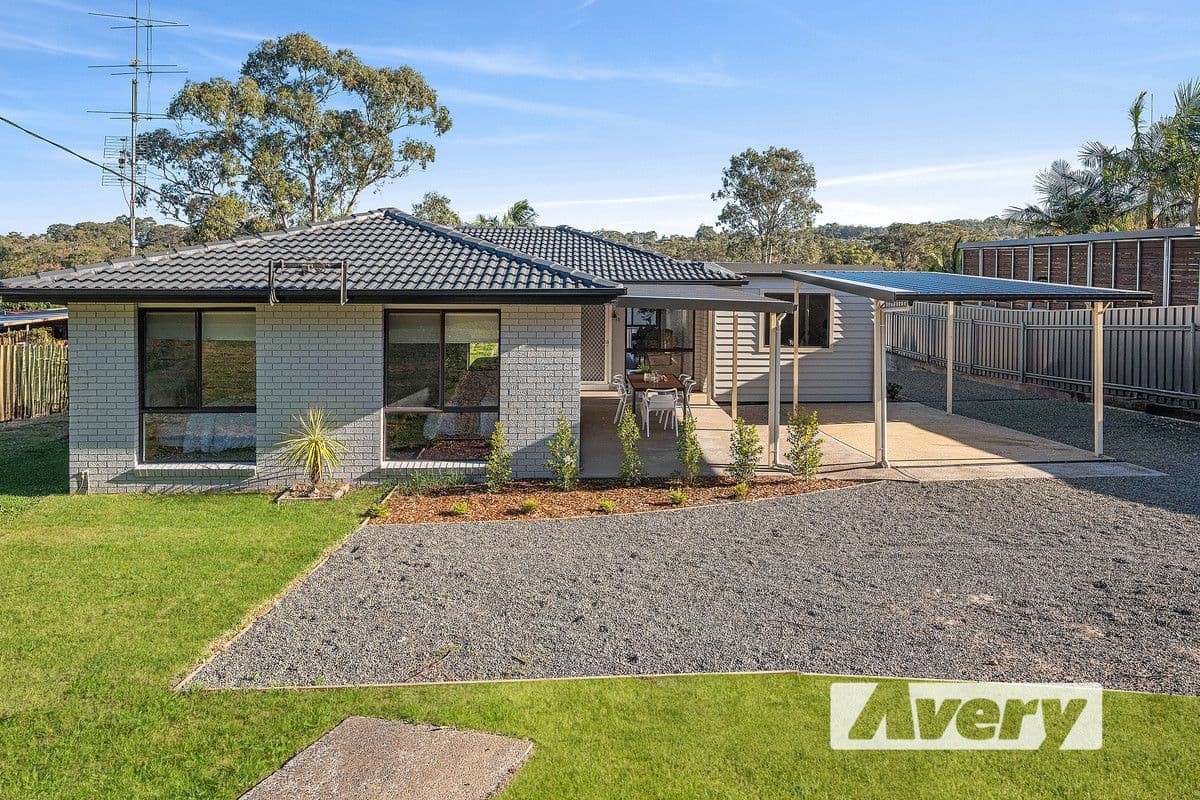 15 Woodlands Avenue