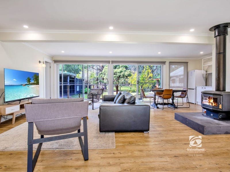 65 Twelfth Avenue, Raymond Island