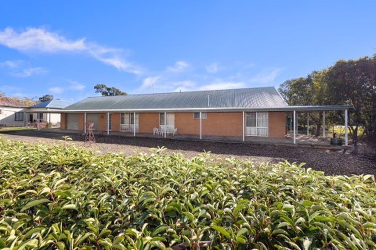 2 Seymour Street