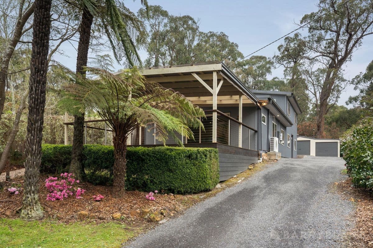 4 Dunstan Road