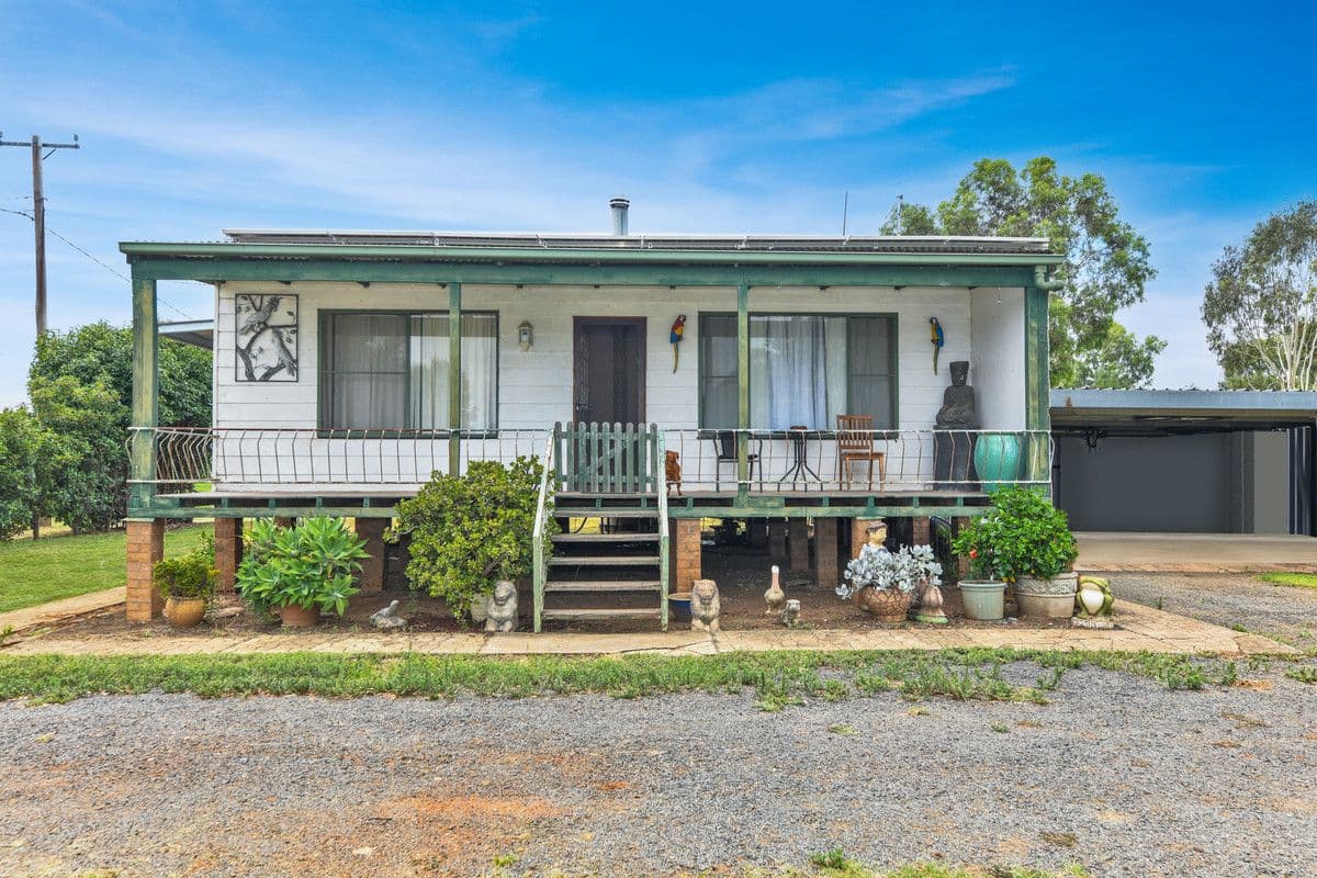 18-20 Breeza Street
