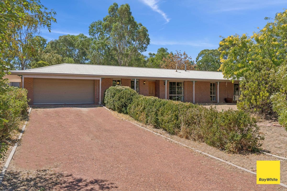 4 Pioneer Drive