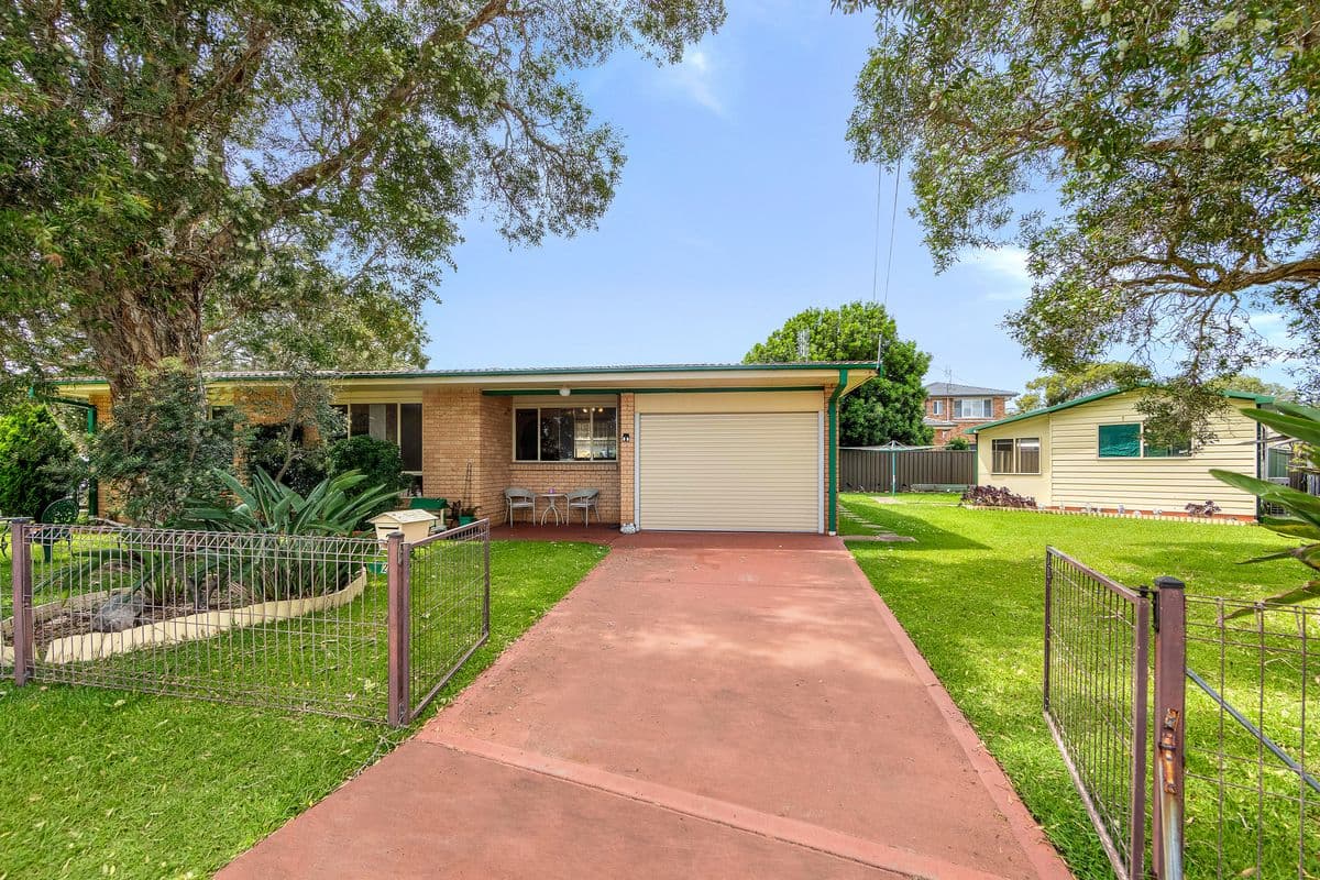 2 Villa Close