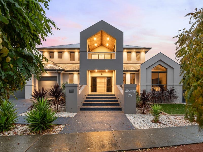 26 Jeanne Young Circuit, Mckellar