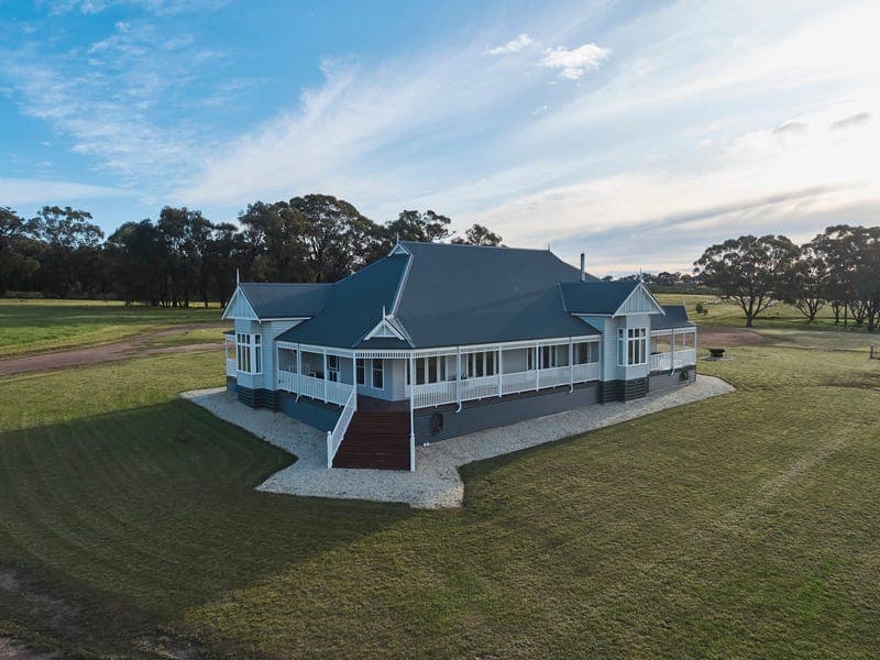 842 Schoolhouse Lane, Ladys Pass