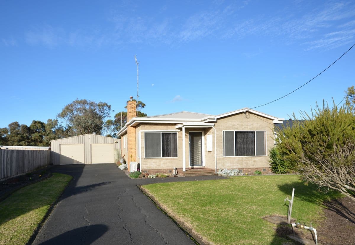 10 TOORAM ROAD