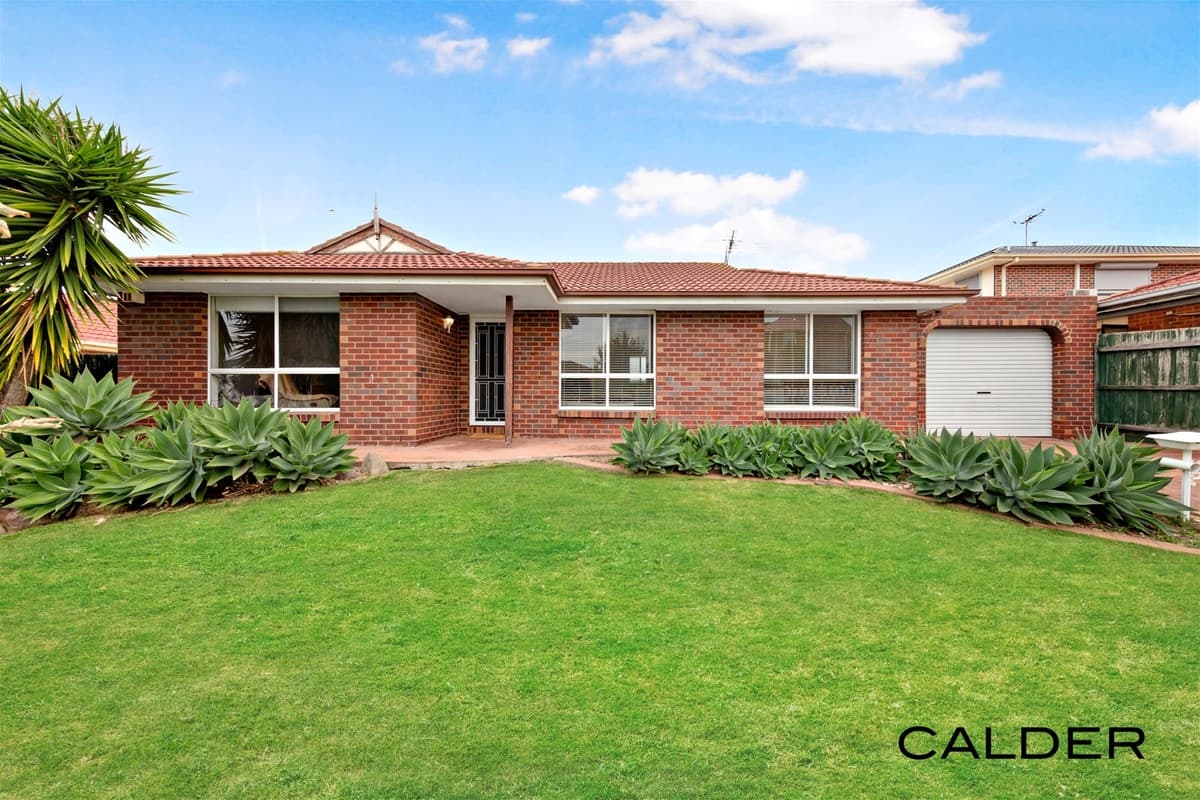 28 MARLOCK WAY
