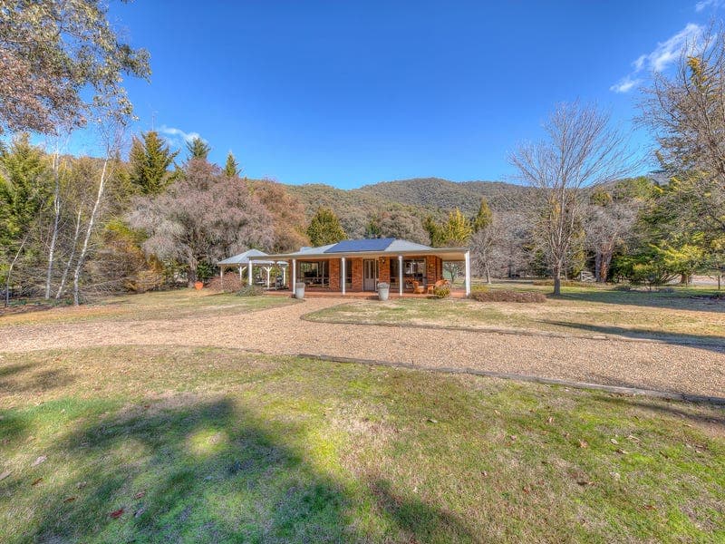 3 Pine Court, Freeburgh