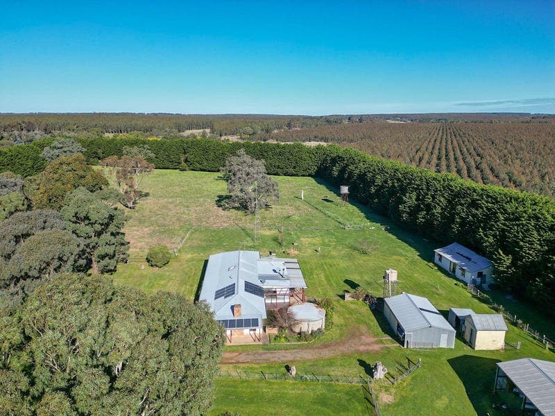 25 Wando Dale Road, Nareen
