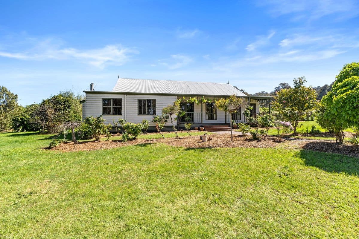 55 Bickertons Road