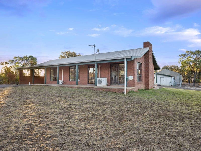 12 Military Bypass Road, Armstrong