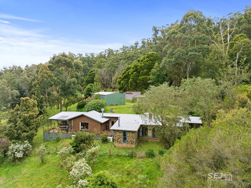 115 Denhams Road, Hallston