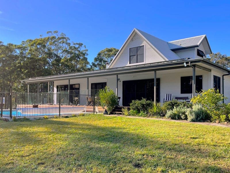 2097 The Lakes Way, Bungwahl