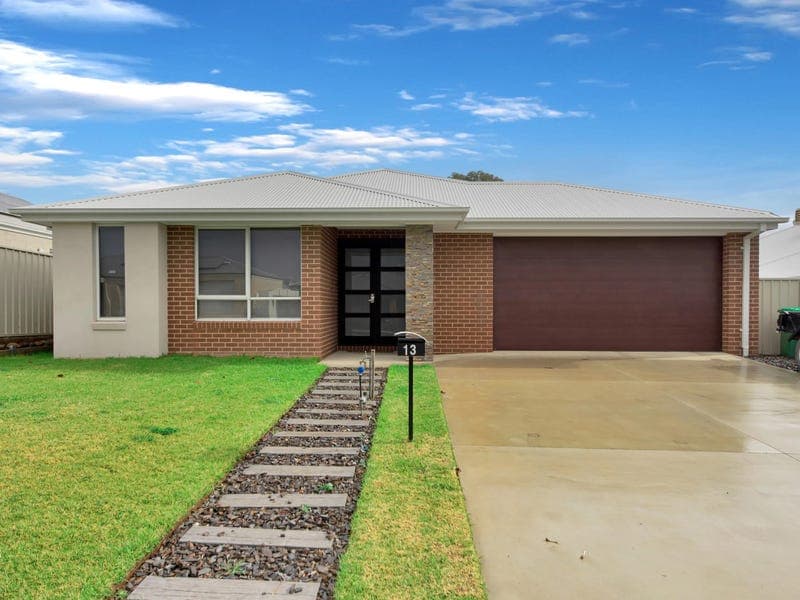 13 Rubicon Street, West Wodonga