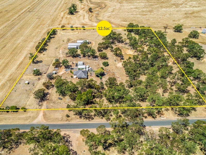 1756 Wallaloo East Road, Wallaloo East