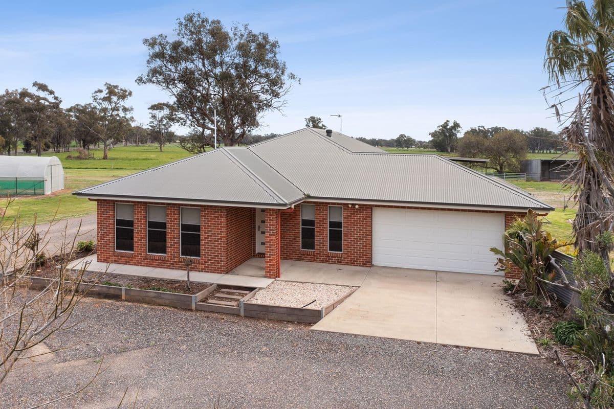 561 PETHERICKS ROAD