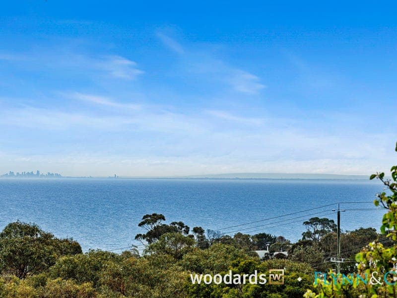 16 The Boulevard, Mccrae