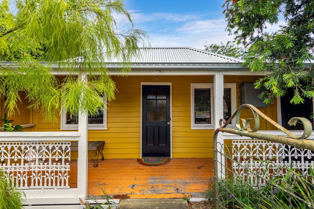 42 Princes Highway