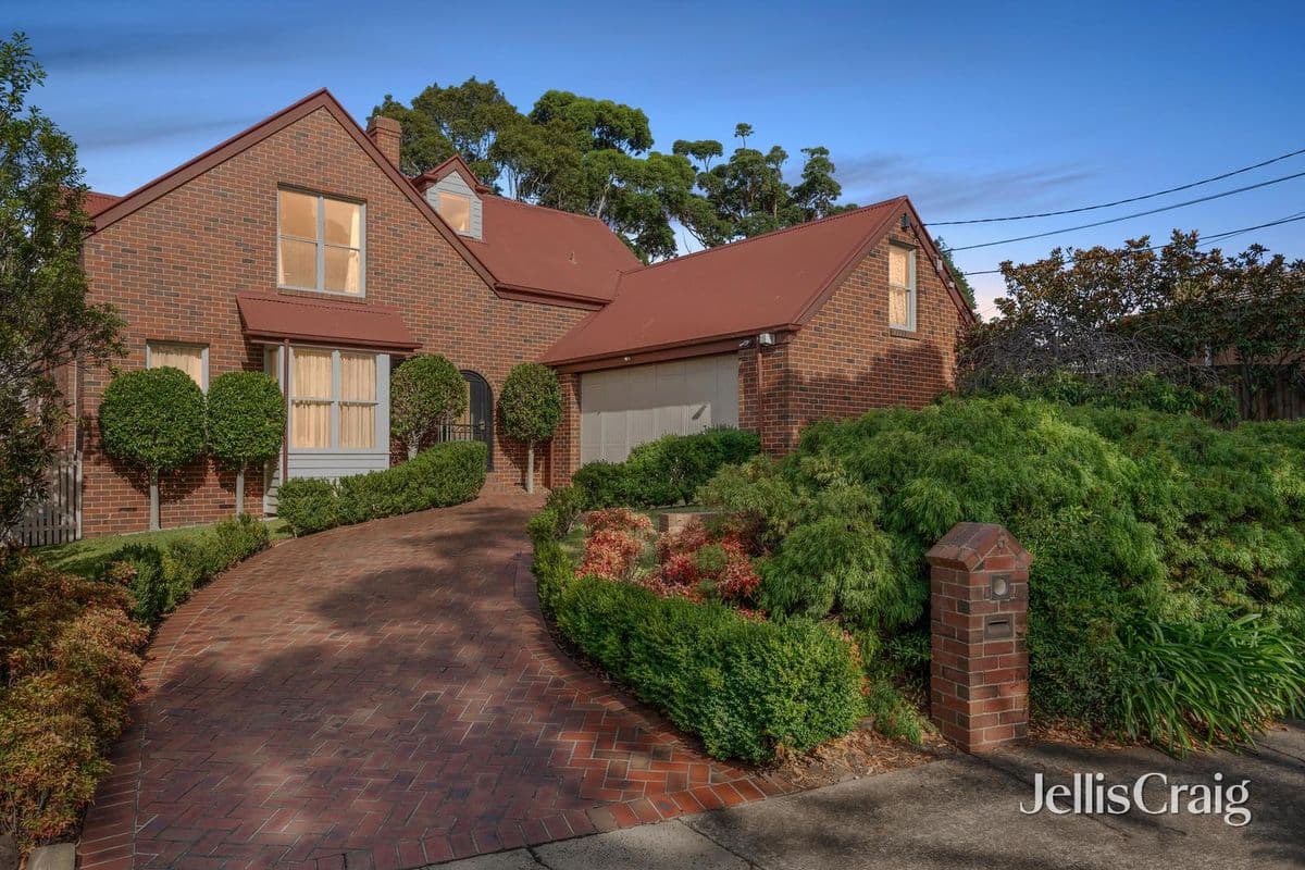 6 Palagia Court