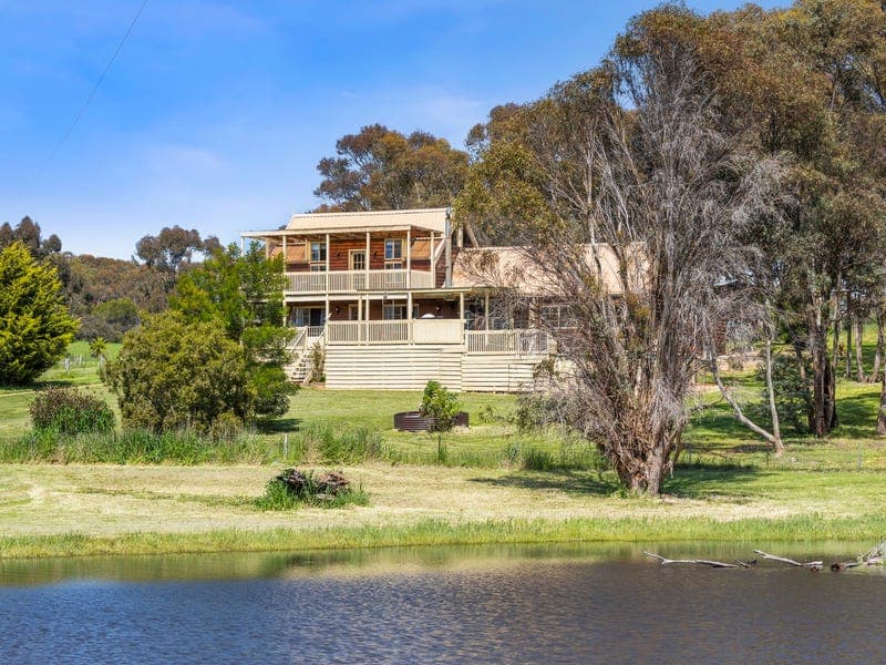 26 Red Lion Road, Red Lion