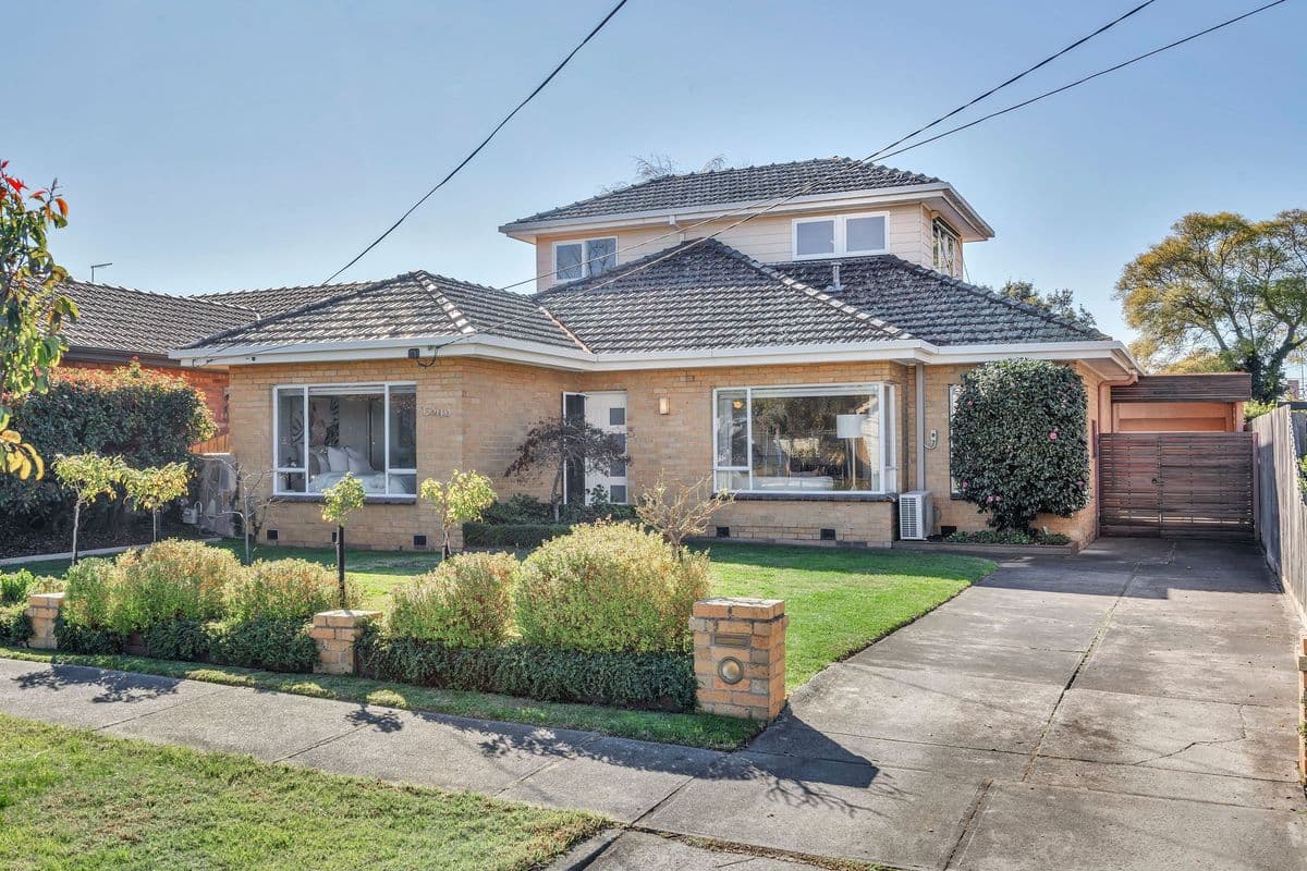 30 View Street