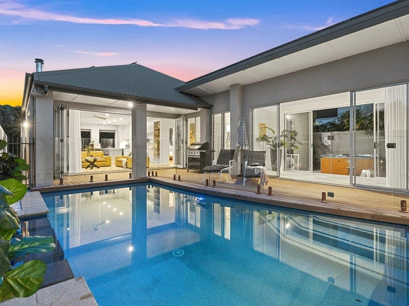 24 Collins Lane, Casuarina