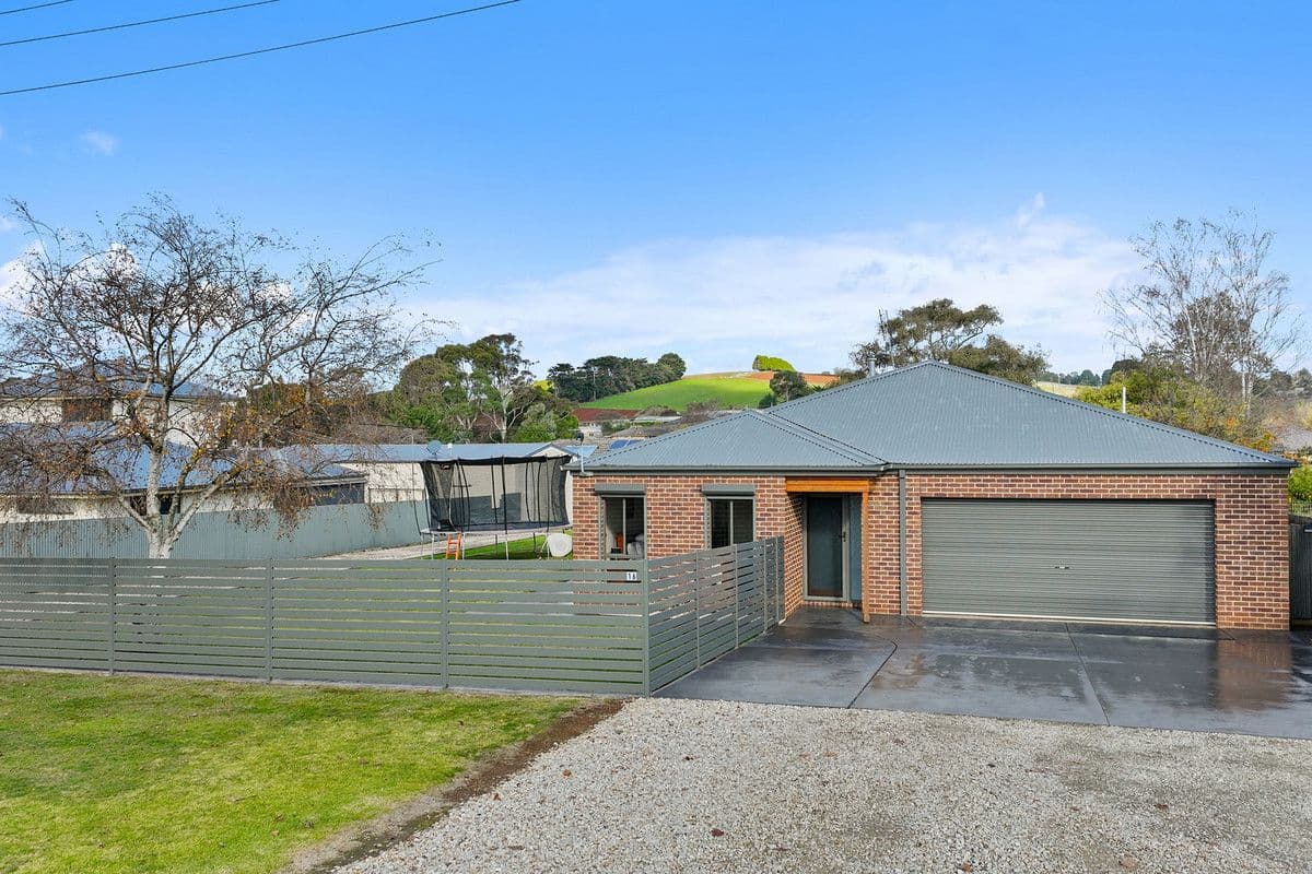 16 Railway Road