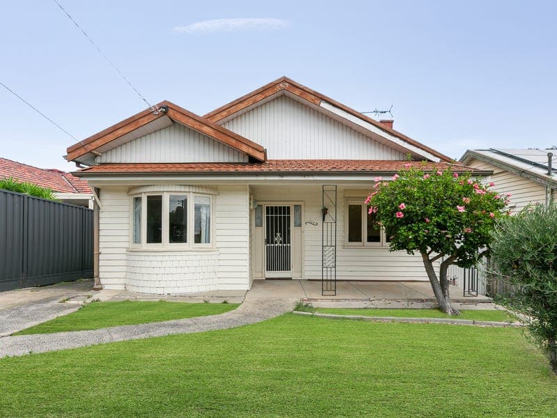 249 Tyler Street, Preston