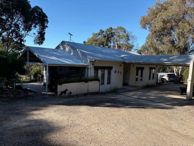 6 Thomson Street