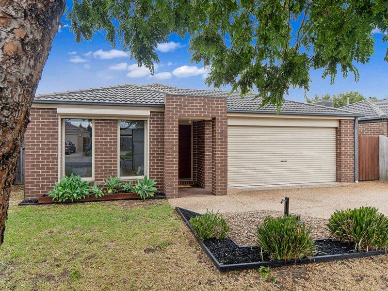 4 Omega Street, Carrum Downs