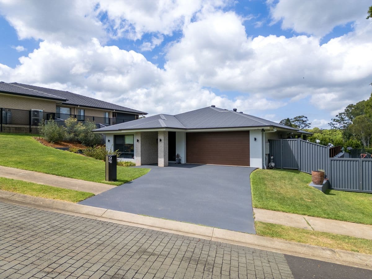 9 Willow Tree Drive