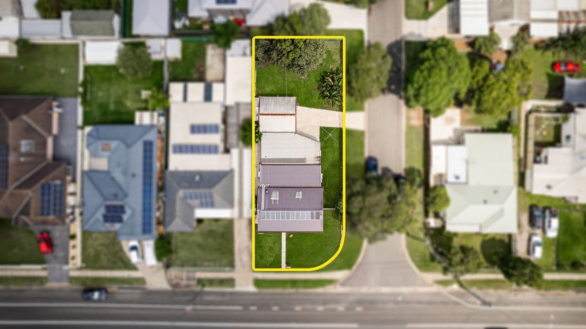 78 Carpenter Street