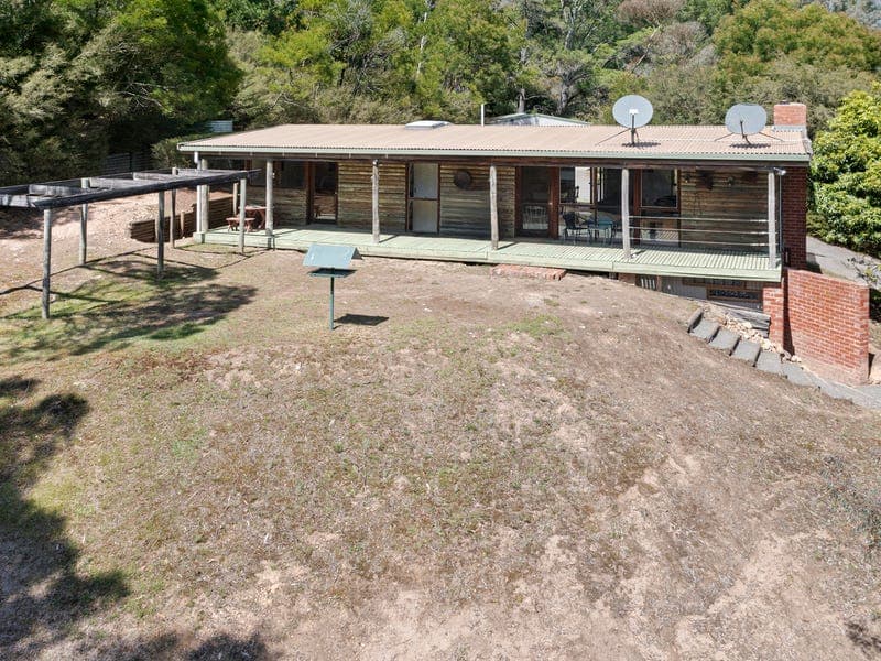 140 Taylor Bay Right Arm Road