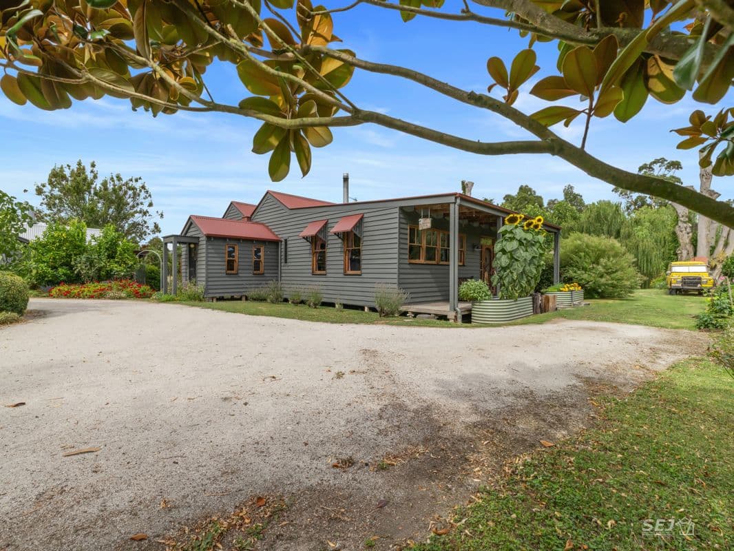 65 TREASE AND ROBBINS ROAD