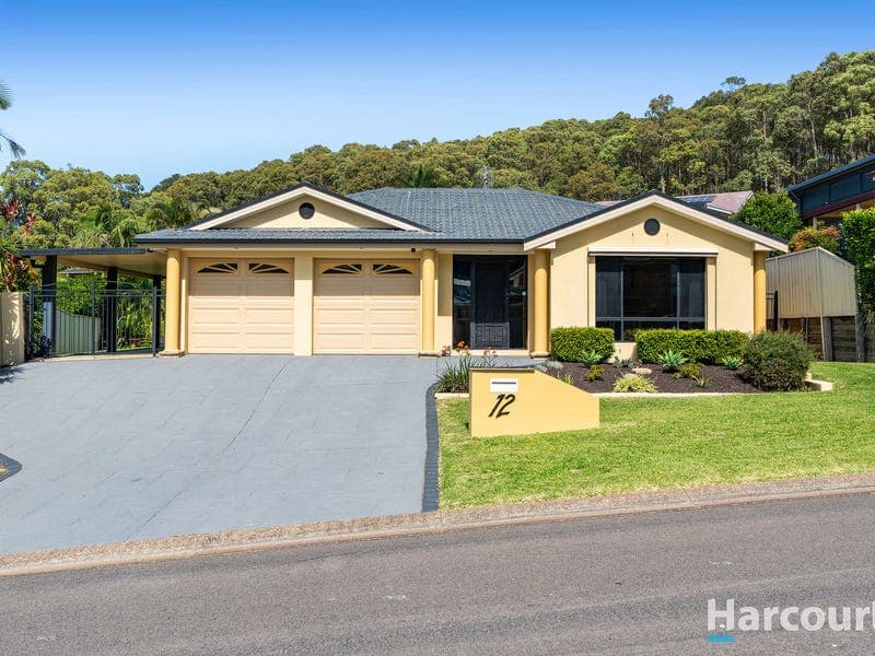 12 Pebble Beach Court