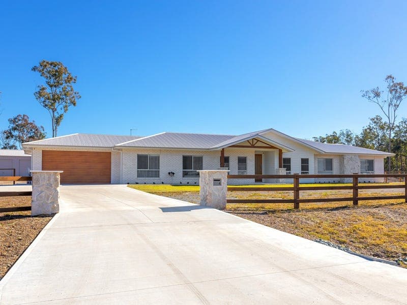 4 Brigid Close, Brimbin