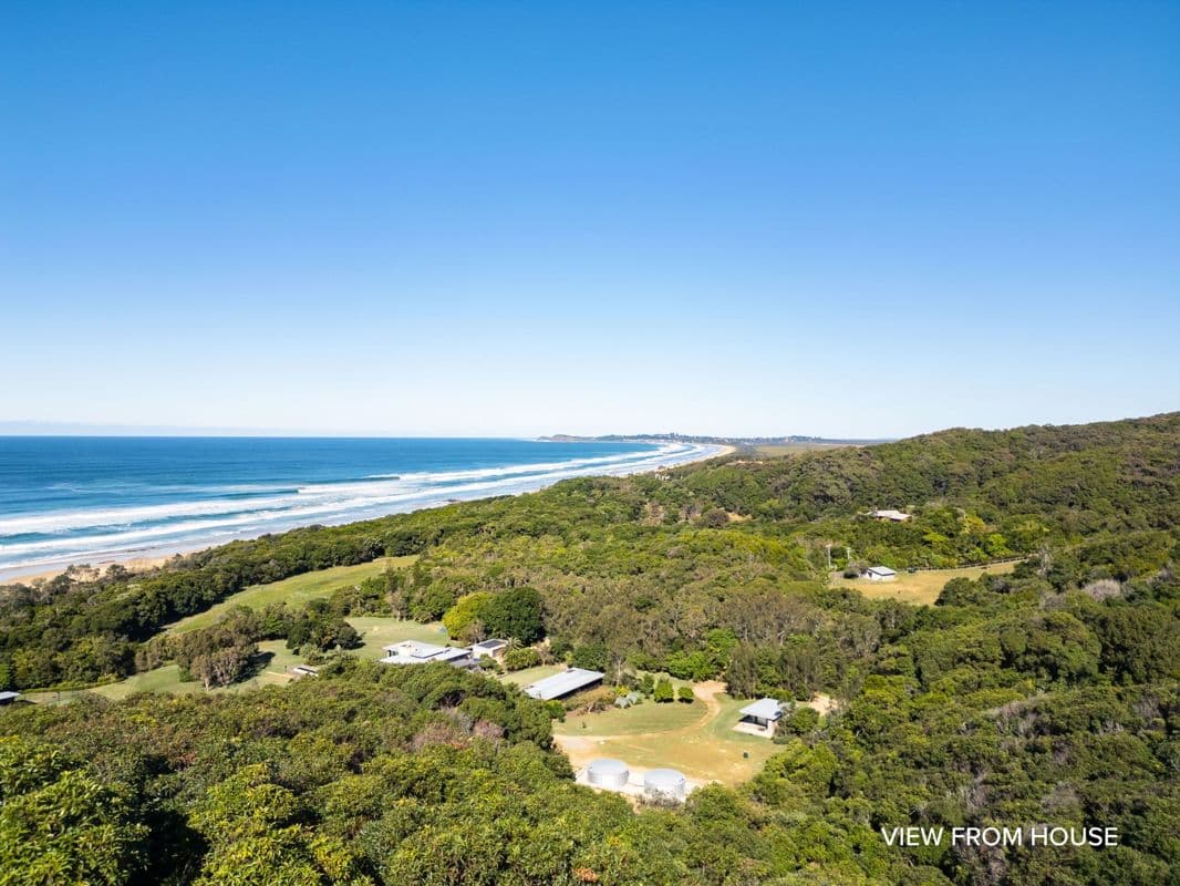 418 Seven Mile Beach Road