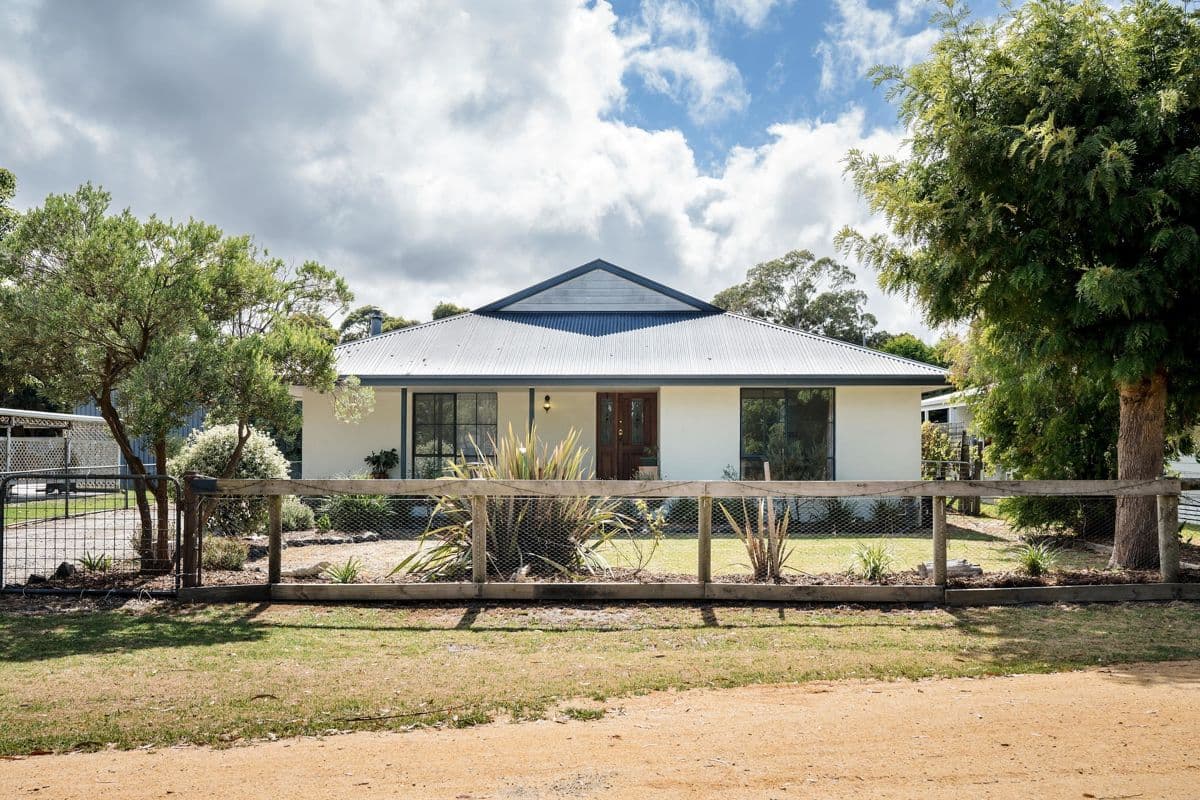 102 Yarram-Port Albert Road