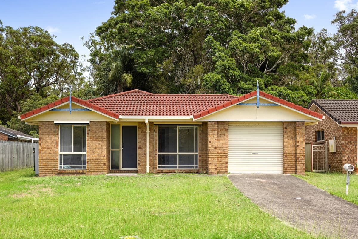 5 CORAL COURT