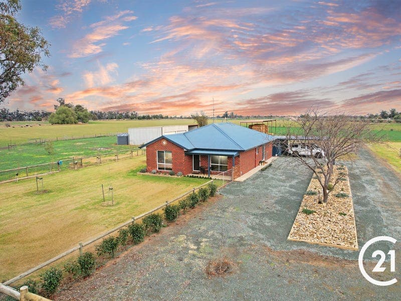 897 Murphy Road