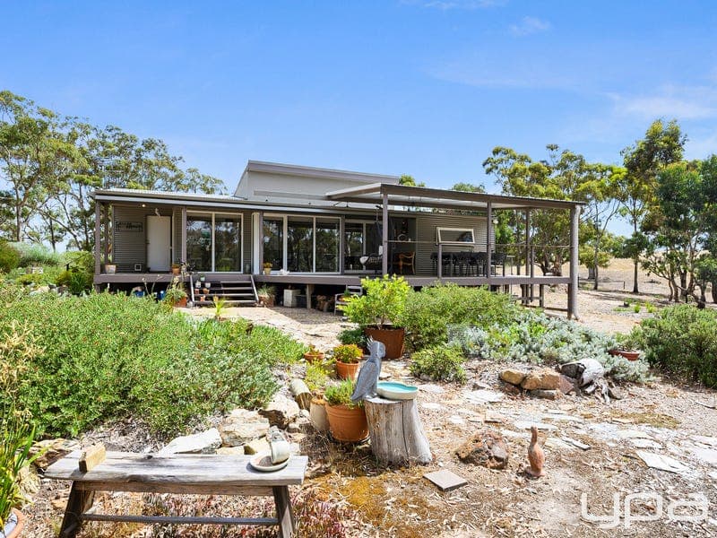 427 Mcleans Highway