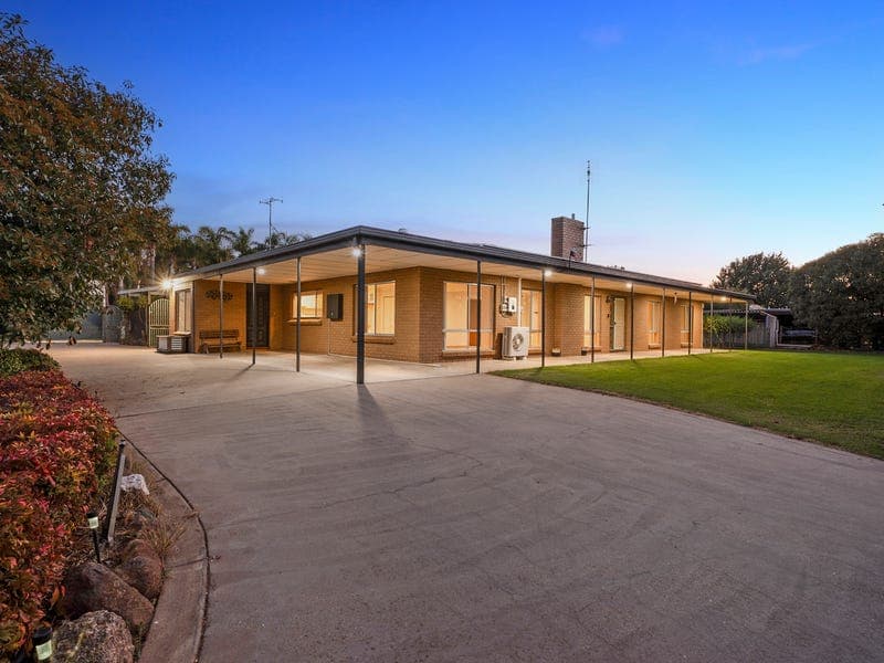 24 Devine Road, Kialla West