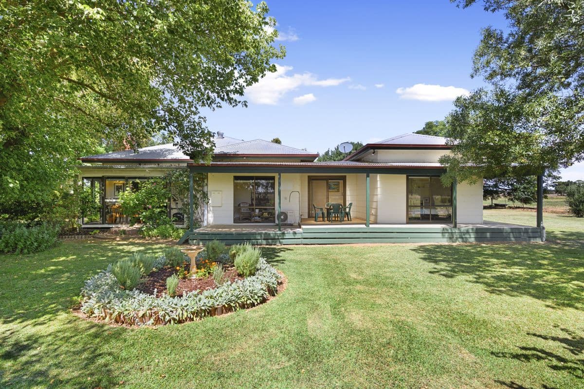 1213 Singer Road