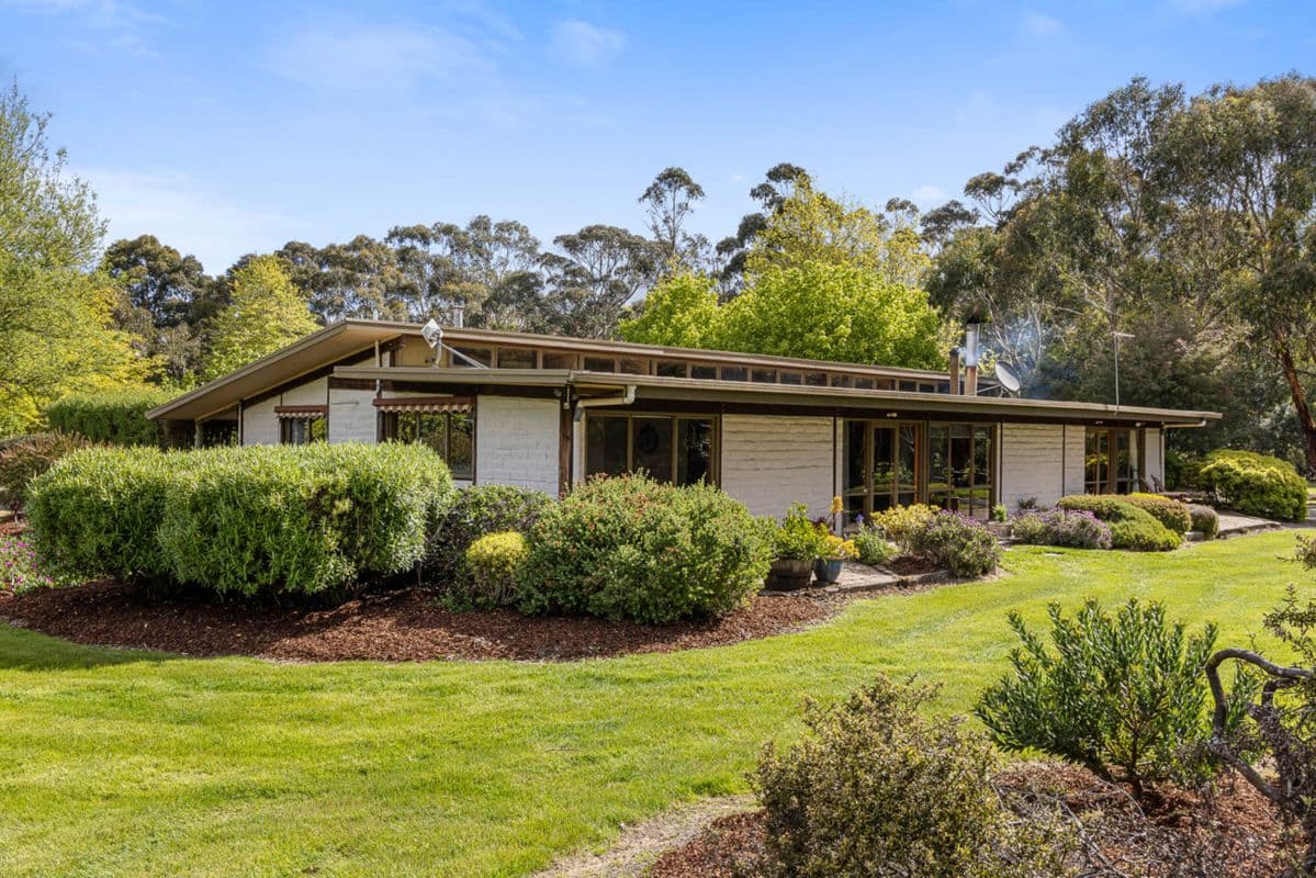 26 Boundary Road