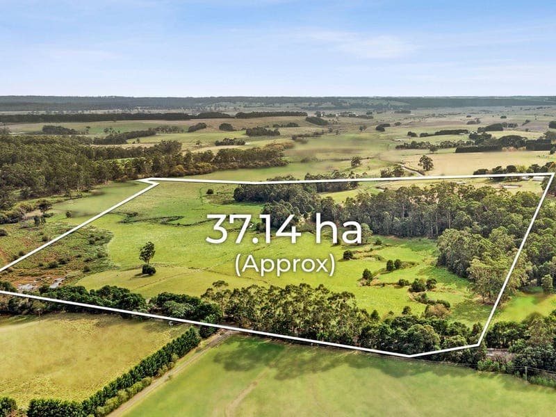 44 Wallaces Road, Barwon Downs