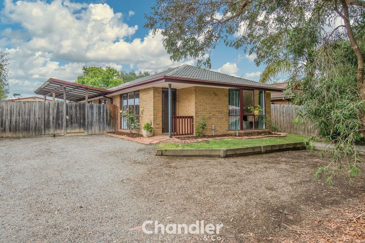 10 Mountain Heath Walk