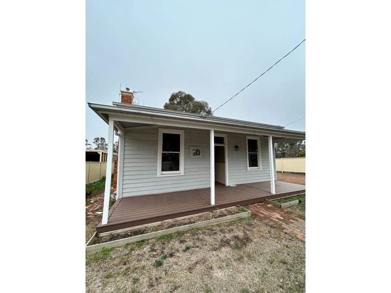 14 Lazarus Street, West Bendigo